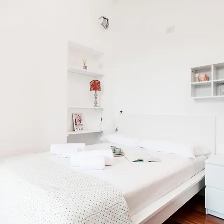 Easylife - Oasi Di Comfort E Stile In Porta Romana Апартаменты *